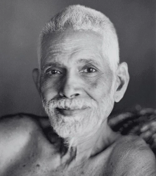 Ramana Maharshi yogi gleda u kameru, link vodi na članak o njegovim učenjima